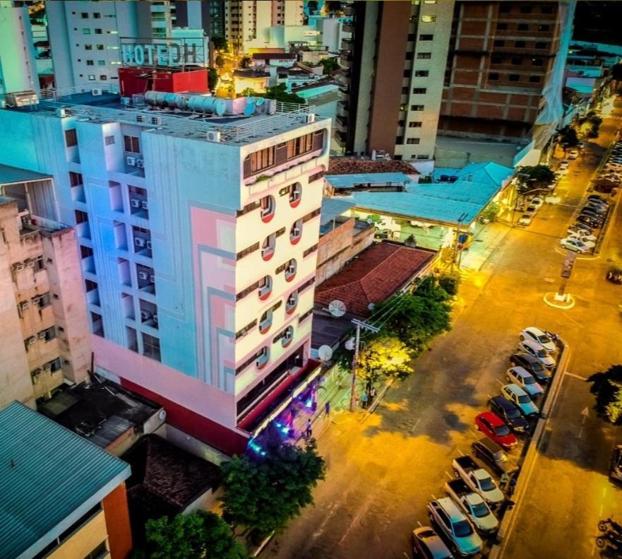 Hotel Premium Plaza Muriaé Exterior foto